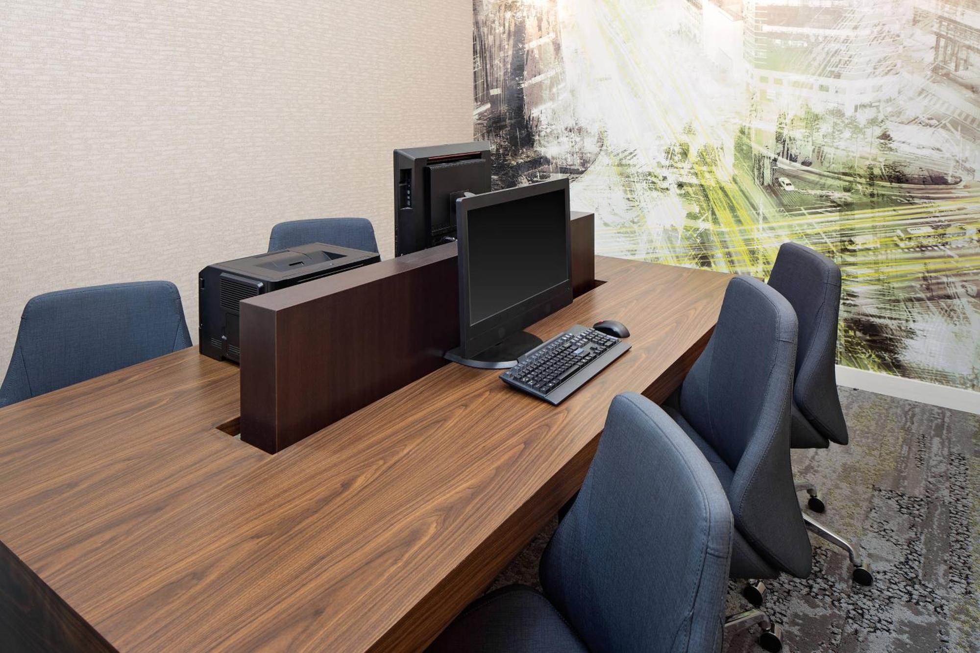 Courtyard By Marriott Houston Rice University Exteriör bild